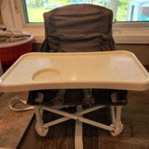 Regalo baby portable booster seat